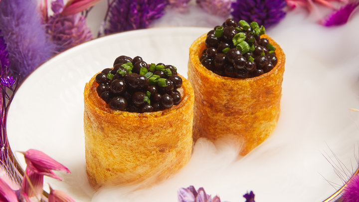 Pastry In Cloche2 8X3